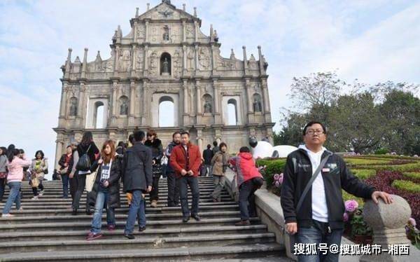 澳门和香港六开彩天天免费资讯统计|精选解析解释落实